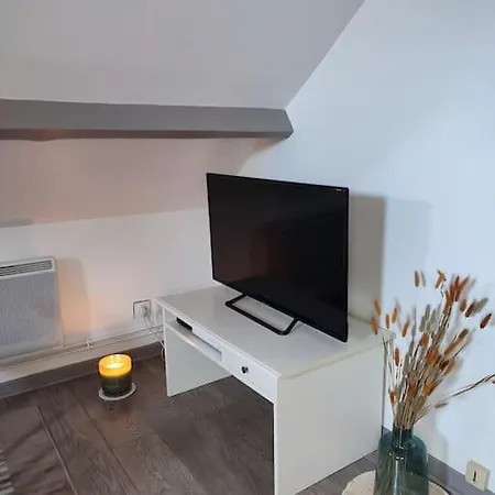 Апартаменты Le Petit Chateau