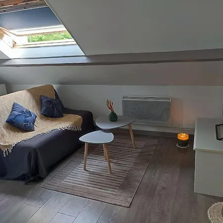 Le Petit Chateau Пьерфон